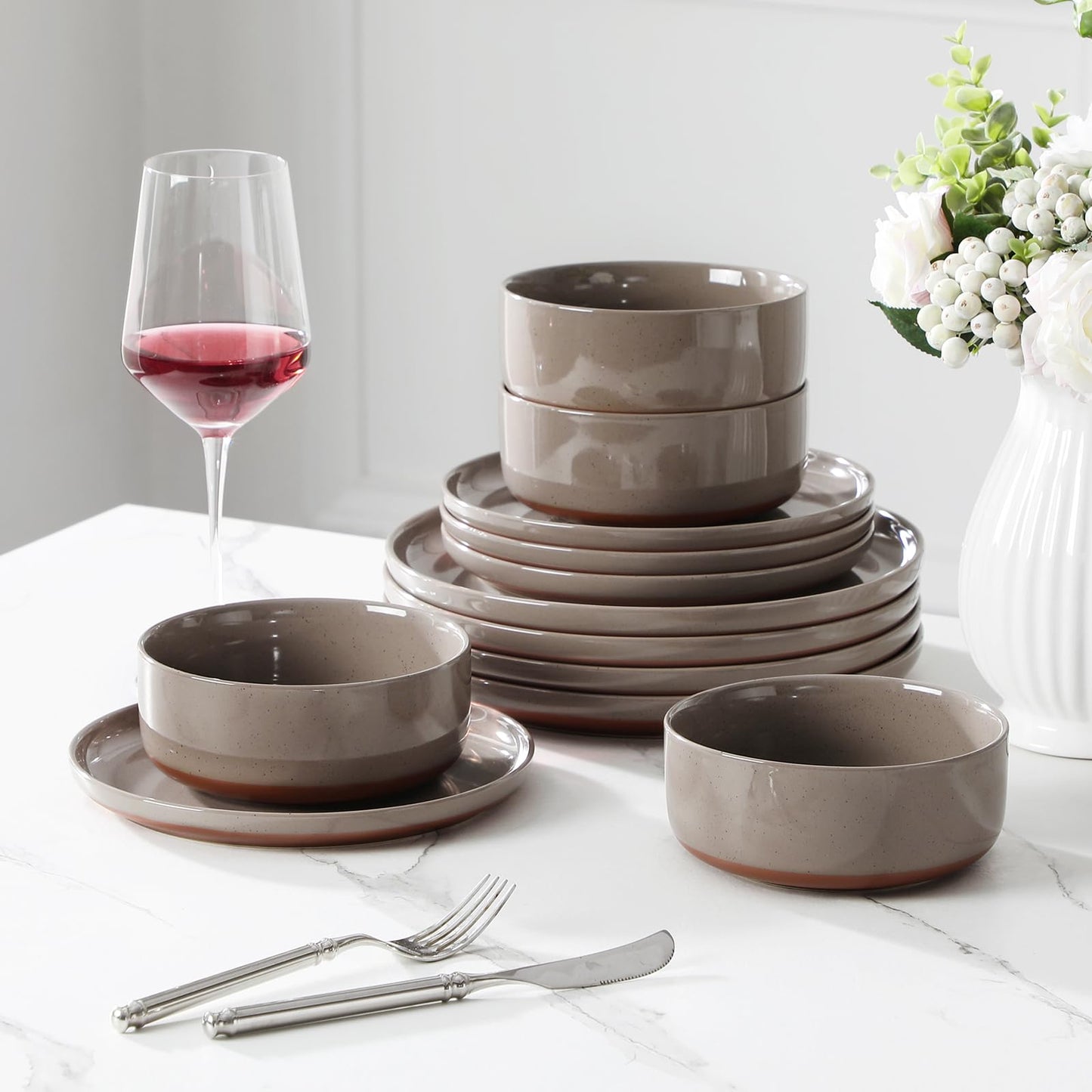 MALACASA Plates and Bowls Sets, 12 Pieces Modern Stoneware Dinnerware Set for 4 Kitchen Dinner Set Ceramic Dishware Dishes Set Microwave and Dishwasher Safe, Brown, Series TARA