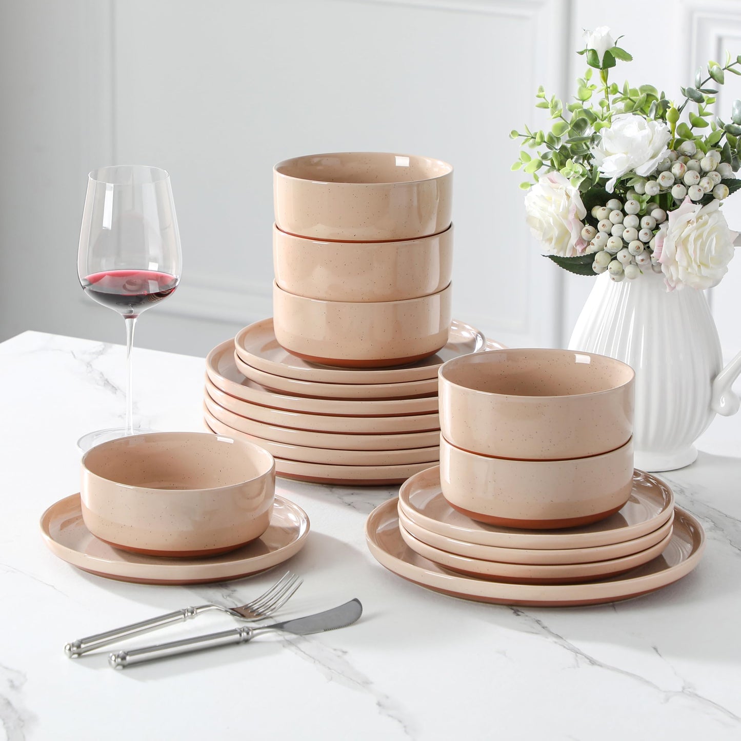 MALACASA Plates and Bowls Sets, 18 Pieces Modern Ceramic Dinnerware Set for 6 Kitchen Dinner Set Stoneware Dishware Dishes Set Microwave and Dishwasher Safe, Pink, Series TARA